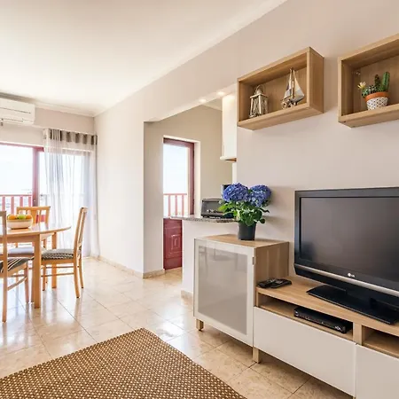 Rocha Ocean View Apartmán *